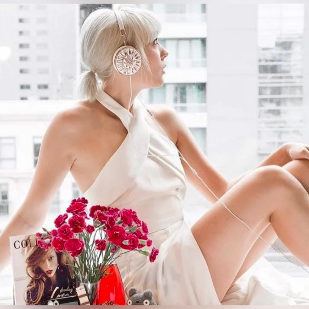 Frends Rose Gold Headphones with 3 Bonus Caps Sets - Picture 10 of 12